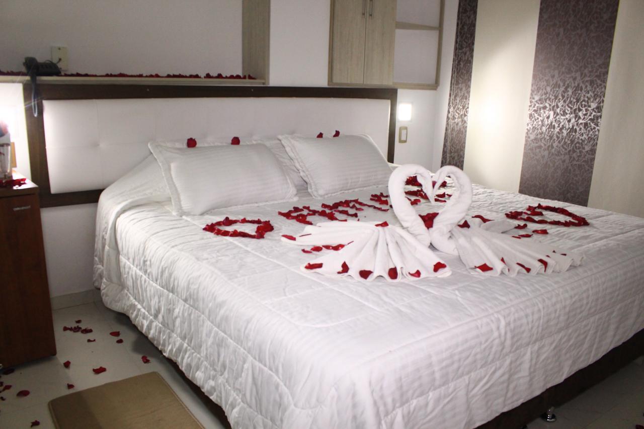 Hotel Royal Fenix Yopal Zimmer foto