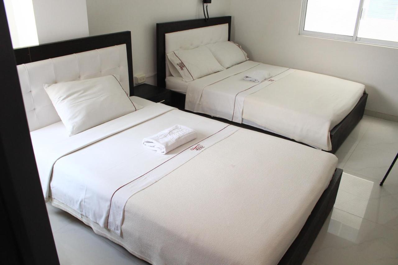 Hotel Royal Fenix Yopal Zimmer foto