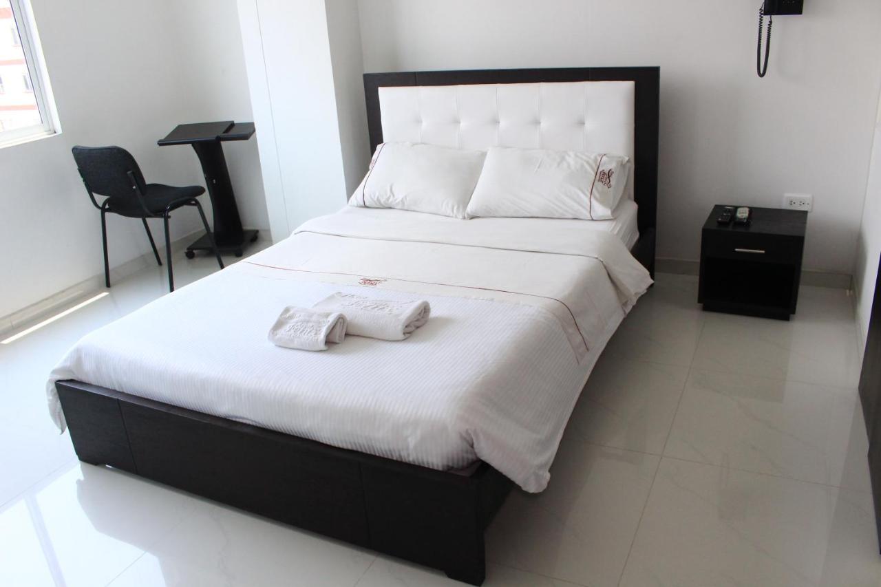 Hotel Royal Fenix Yopal Zimmer foto